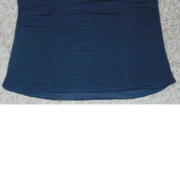 Womens Under Armour Vest M Black Daytona Storm Moisture Wicking Running Fleece - Picture 6 of 7